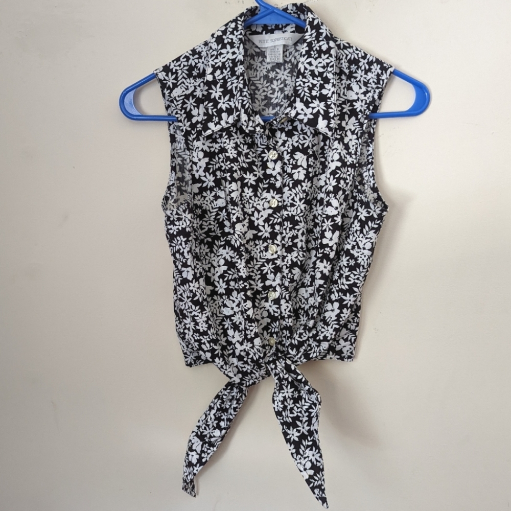 Knotted floral button down